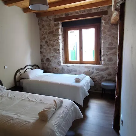 Casa La Plaza Duruelo